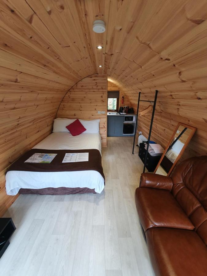 קיל איירן Priory Glamping Pods And Guest Accommodation מראה חיצוני תמונה