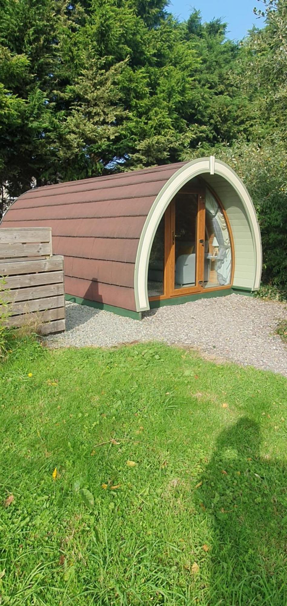 קיל איירן Priory Glamping Pods And Guest Accommodation מראה חיצוני תמונה