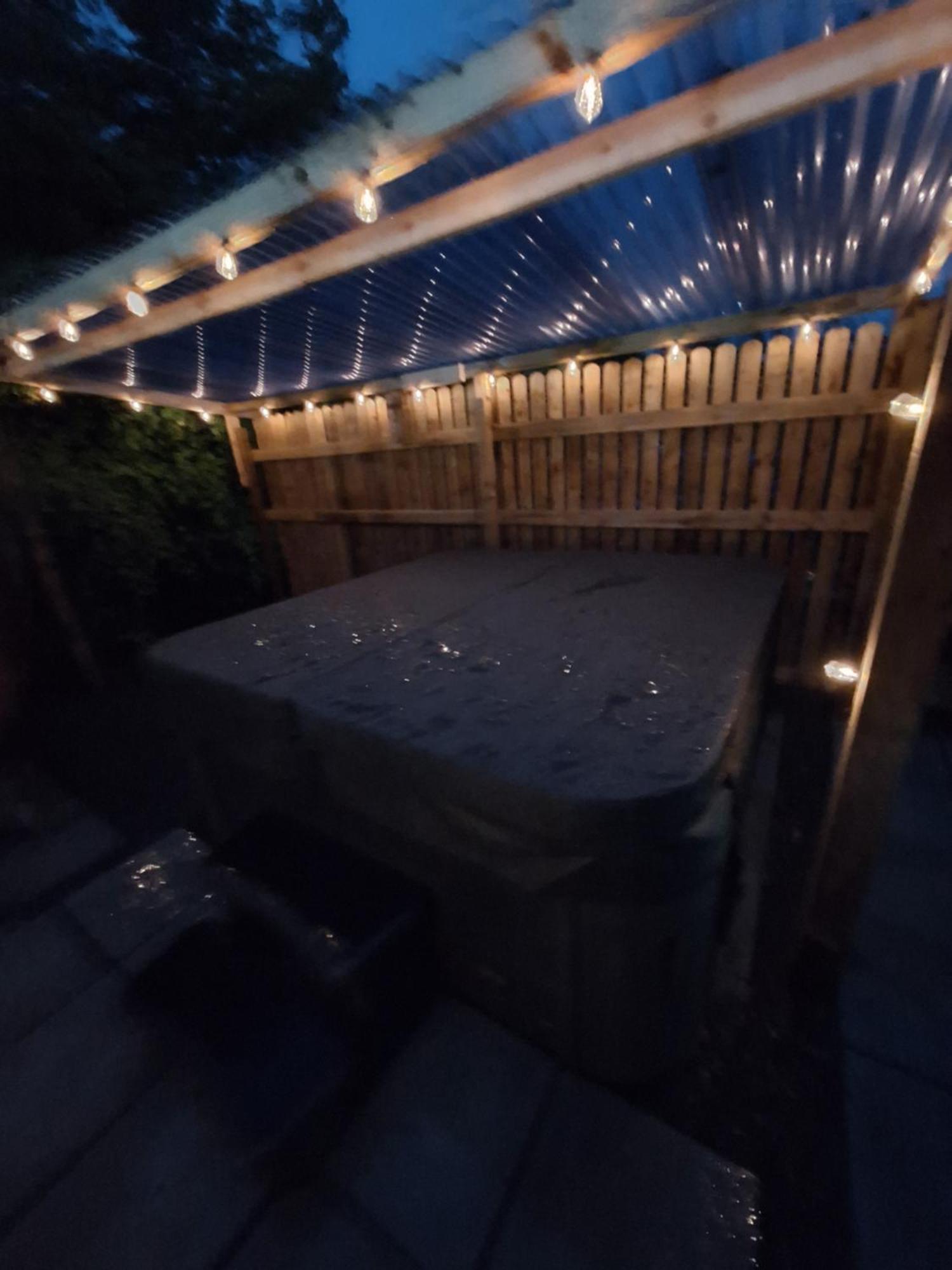 קיל איירן Priory Glamping Pods And Guest Accommodation מראה חיצוני תמונה